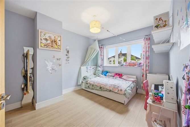 https://photos-a.propertyimages.ie/media/2/5/6/5004652/0ecd1330-88b3-4031-a61b-6196a742ec27_l.jpg