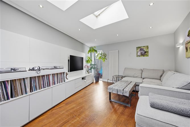 https://photos-a.propertyimages.ie/media/2/5/6/5004652/0ecd1330-88b3-4031-a61b-6196a742ec27_l.jpg
