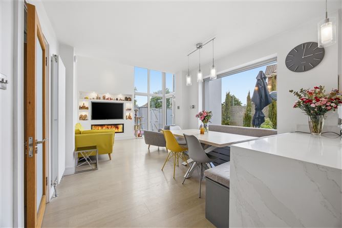 https://photos-a.propertyimages.ie/media/2/5/6/5004652/0ecd1330-88b3-4031-a61b-6196a742ec27_l.jpg