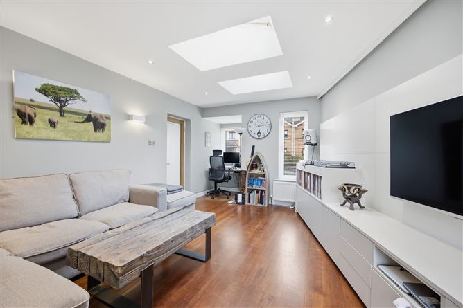 https://photos-a.propertyimages.ie/media/2/5/6/5004652/0ecd1330-88b3-4031-a61b-6196a742ec27_l.jpg