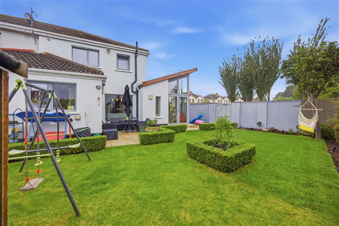 https://photos-a.propertyimages.ie/media/2/5/6/5004652/0ecd1330-88b3-4031-a61b-6196a742ec27_l.jpg