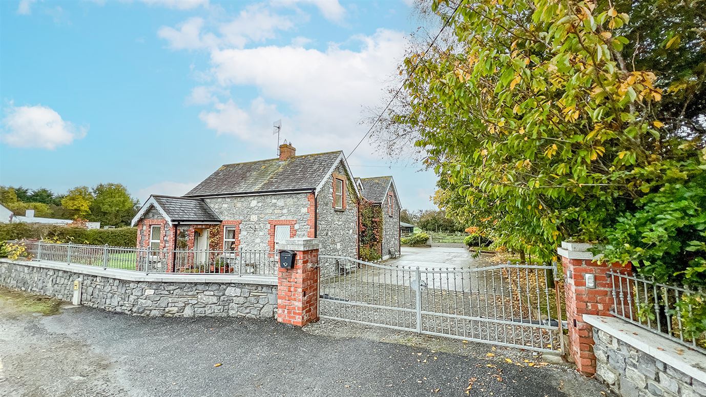 Stone Lodge, Monabrika, Freshford, Co Kilkenny