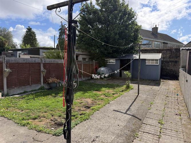 Photo 11 of 12 — 12 Limerick Street, Roscrea, Tipperary