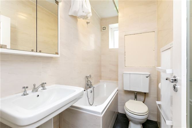 16 Riversdale Court, Monkstown, Co. Dublin