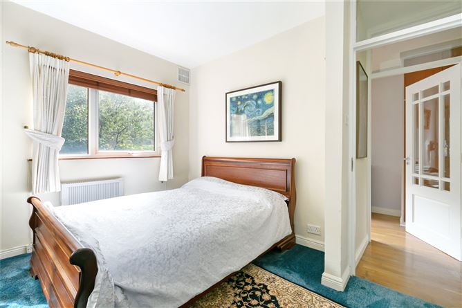 16 Riversdale Court, Monkstown, Co. Dublin