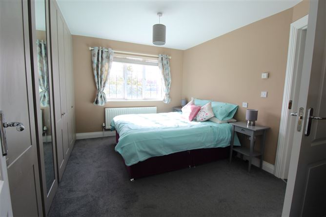 21 Newcastle Manor Crescent, Newcastle, Co. Dublin