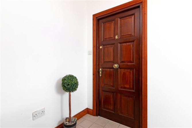 6 Peak House, Bundoran, Co. Donegal