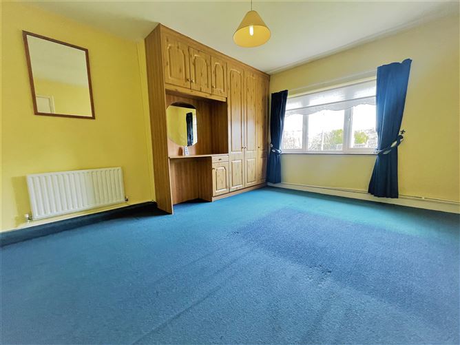Valentia, 3 Merval Crescent,, Ennis Road, Limerick