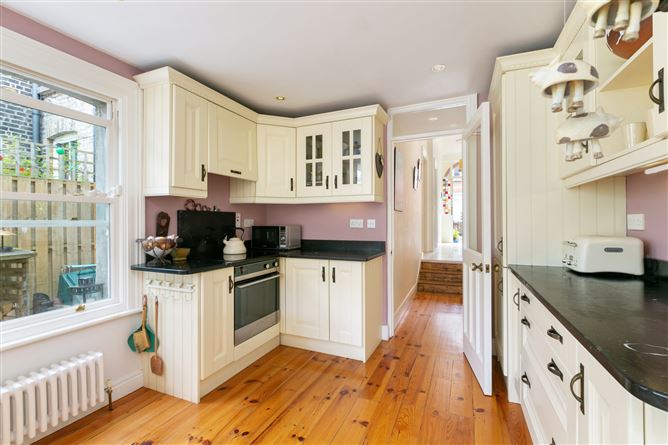 18 Airfield Road, Rathgar, Dublin 6
