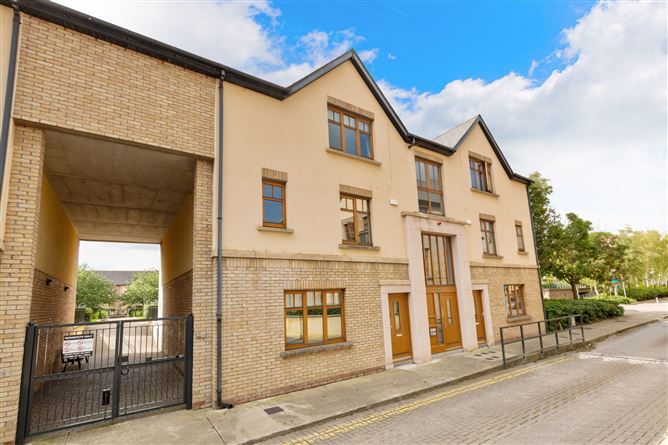 23 Woodbrook Park, Castleknock, Dublin 15