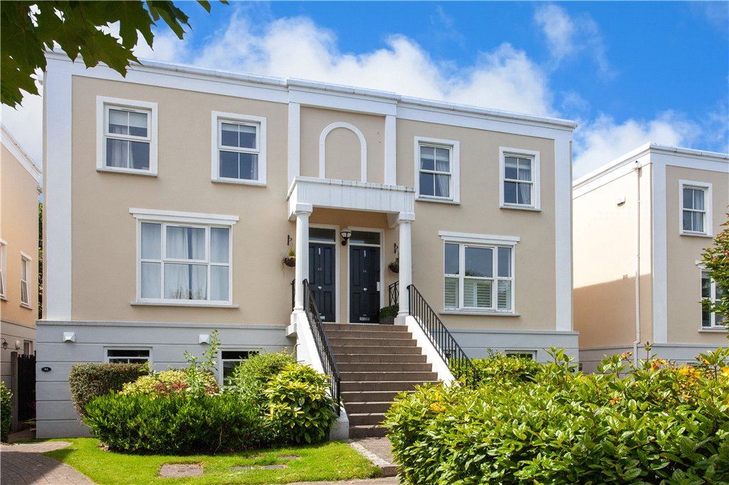 44 Westfield, Sion Hill, Blackrock, Co. Dublin