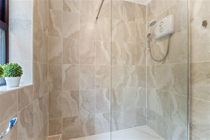 2 Larkhill Woods, Strandhill Road, Sligo, Sligo
