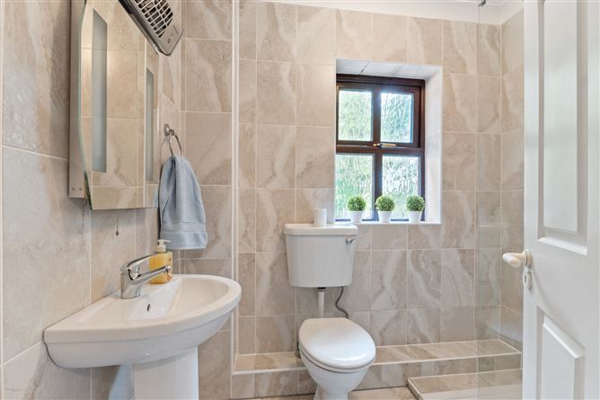 2 Larkhill Woods, Strandhill Road, Sligo, Sligo