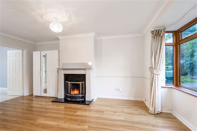 8 Glenbourne Road, Leopardstown Valley, Leopardstown, Dublin 18