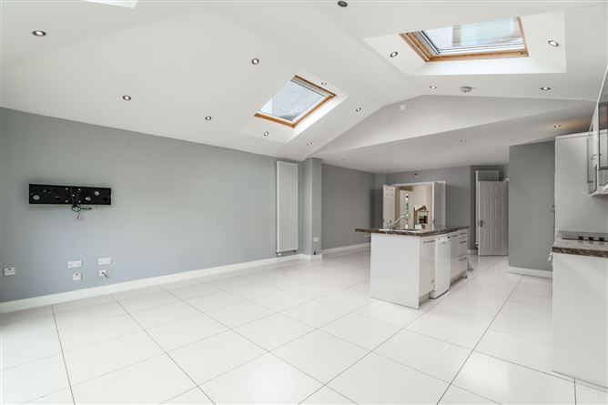 8 Glenbourne Road, Leopardstown Valley, Leopardstown, Dublin 18