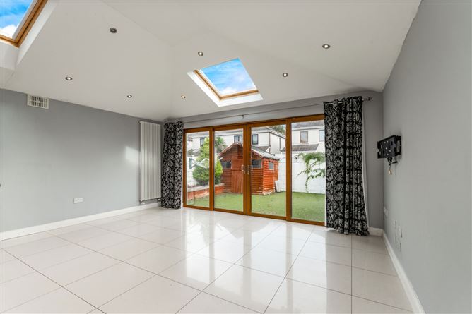 8 Glenbourne Road, Leopardstown Valley, Leopardstown, Dublin 18