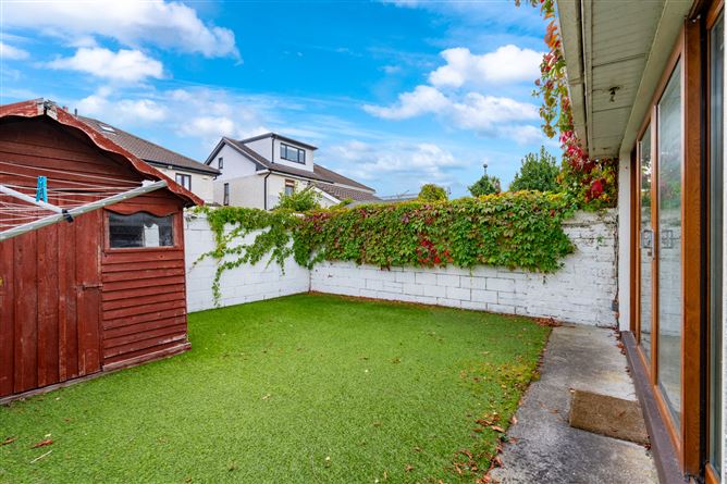 8 Glenbourne Road, Leopardstown Valley, Leopardstown, Dublin 18
