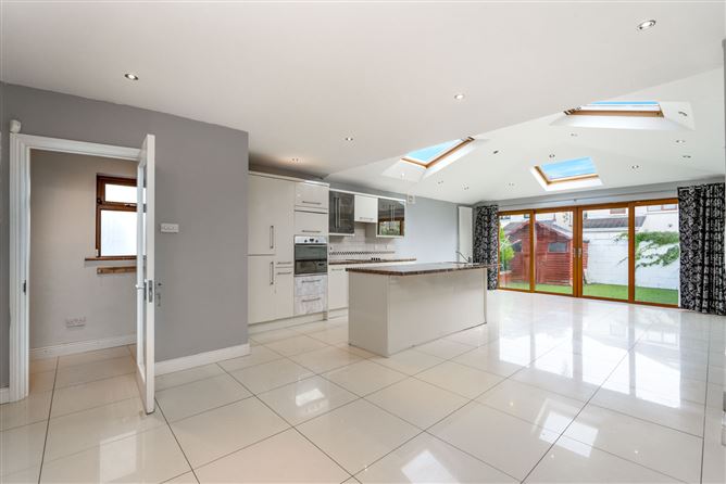 8 Glenbourne Road, Leopardstown Valley, Leopardstown, Dublin 18