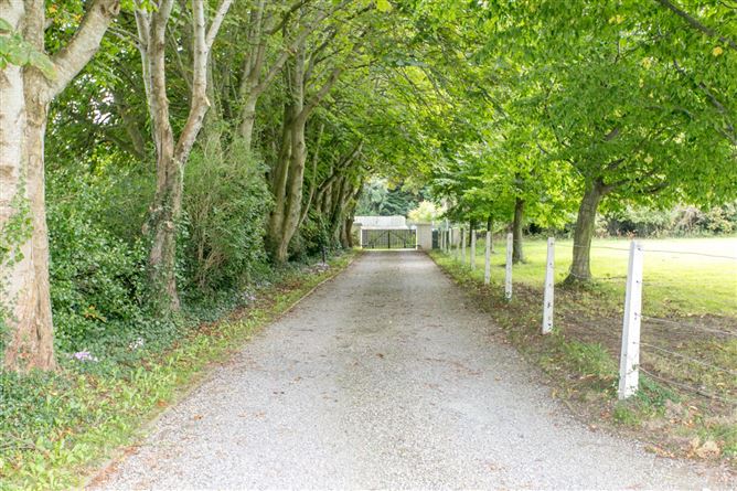 Bridesfield, Bridesglen Road, Rathmichael, Dublin 18