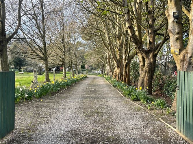 Bridesfield, Bridesglen Road, Rathmichael, Dublin 18