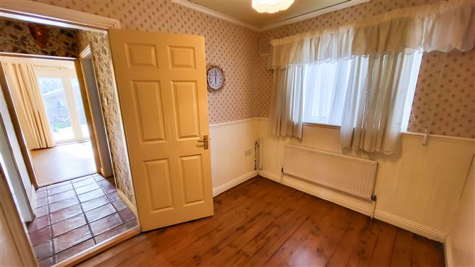 2 Glen Bay, Poulshone, Gorey, Wexford