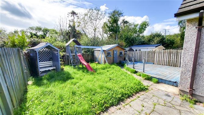 2 Glen Bay, Poulshone, Gorey, Wexford