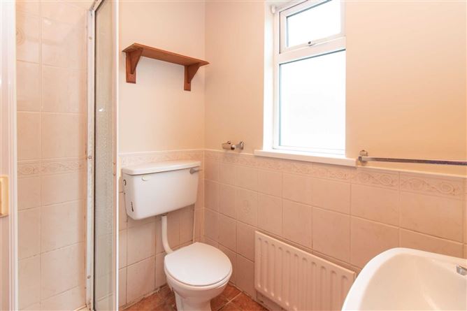 2 Rock Cross, Farnham Road, Cavan, County Cavan