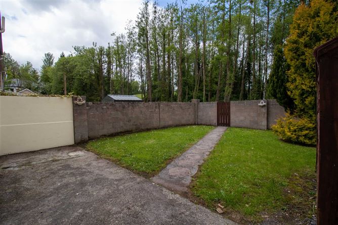 2 Rock Cross, Farnham Road, Cavan, County Cavan