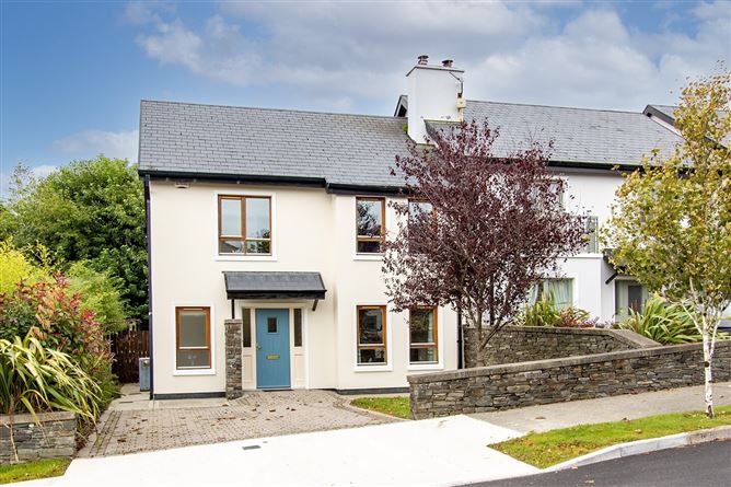 2 Cois Cuain, Courtmacsherry, Co. Cork