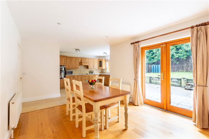 2 Cois Cuain, Courtmacsherry, Co. Cork