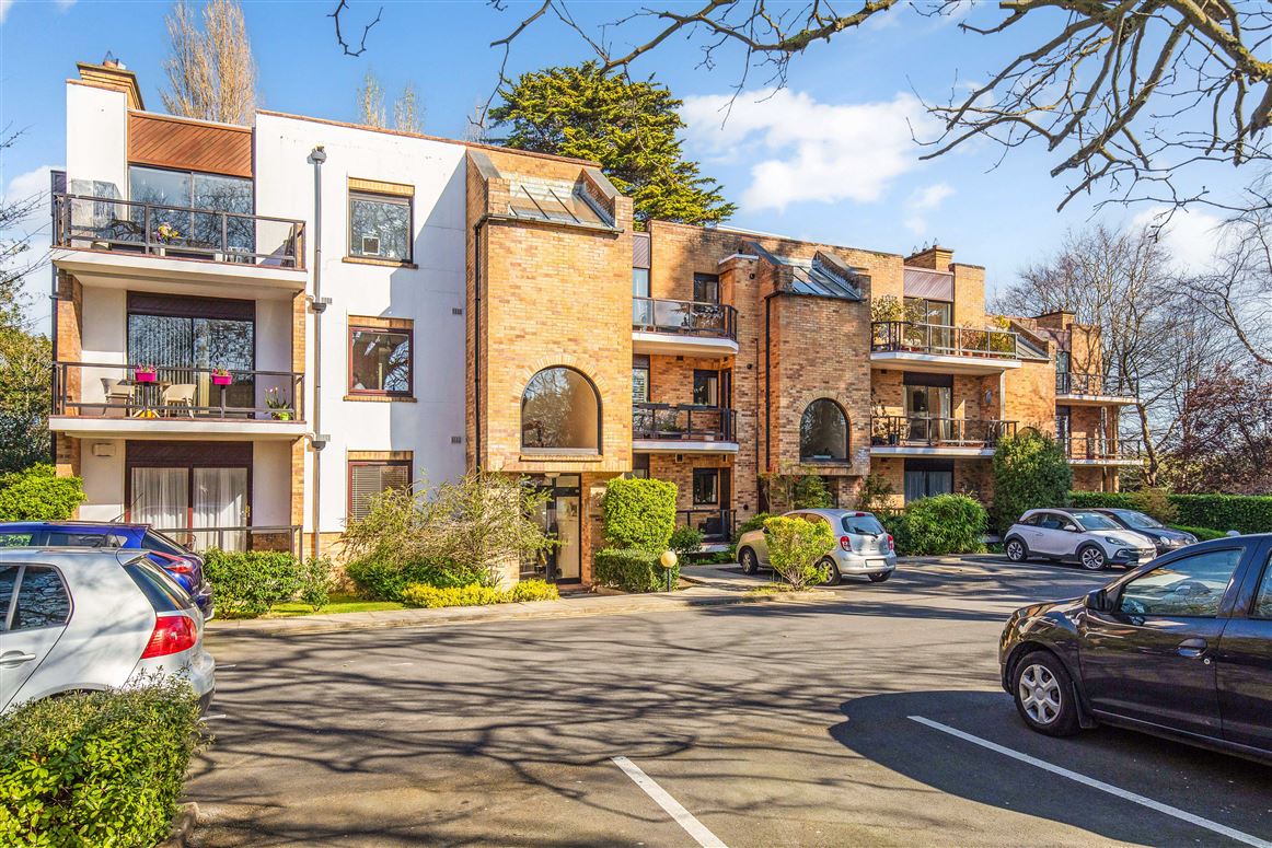 Apt 4 The Elms, Mount Merrion avenue, Blackrock, County Dublin