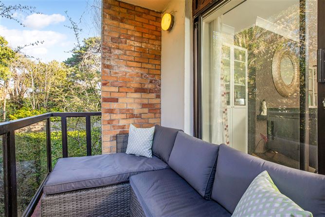Apt 4 The Elms, Mount Merrion avenue, Blackrock, County Dublin