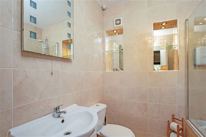 Apt 4 The Elms, Mount Merrion avenue, Blackrock, County Dublin