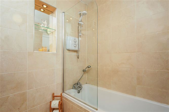 Apt 4 The Elms, Mount Merrion avenue, Blackrock, County Dublin