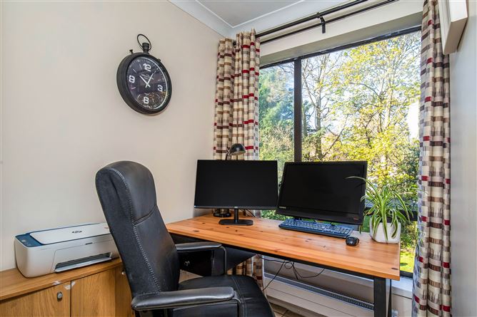 Apt 4 The Elms, Mount Merrion avenue, Blackrock, County Dublin
