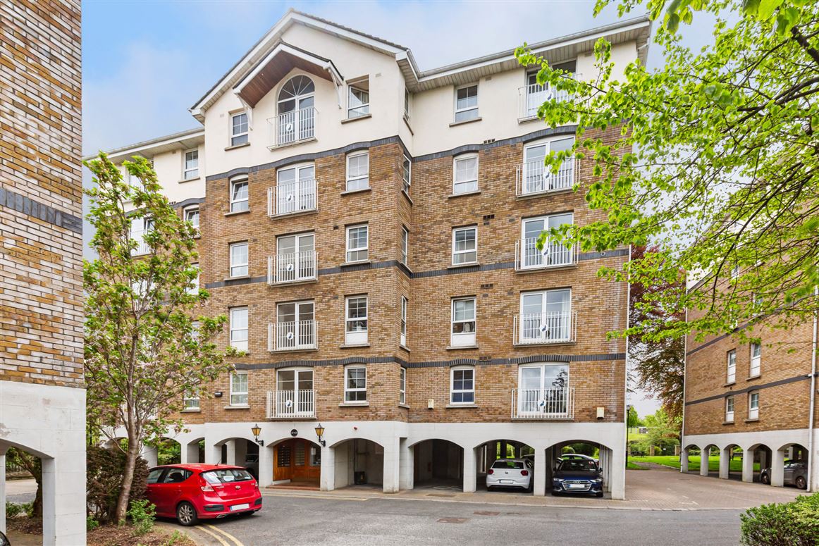 65 Shanagarry, Milltown, Dublin 6