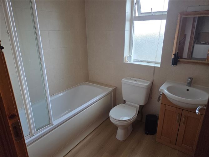 Photo 11 of 16 — 2 Dublin Road, Kingscourt, Cavan