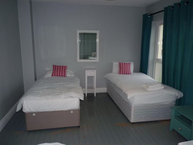 8 Inver Gael, Carrick-on-shannon, County Roscommon
