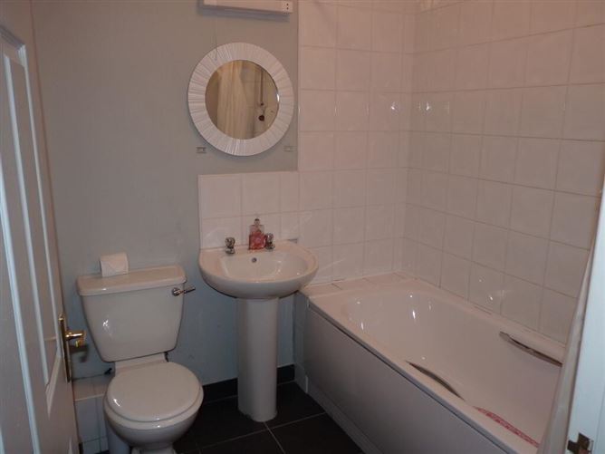 8 Inver Gael, Carrick-on-shannon, County Roscommon