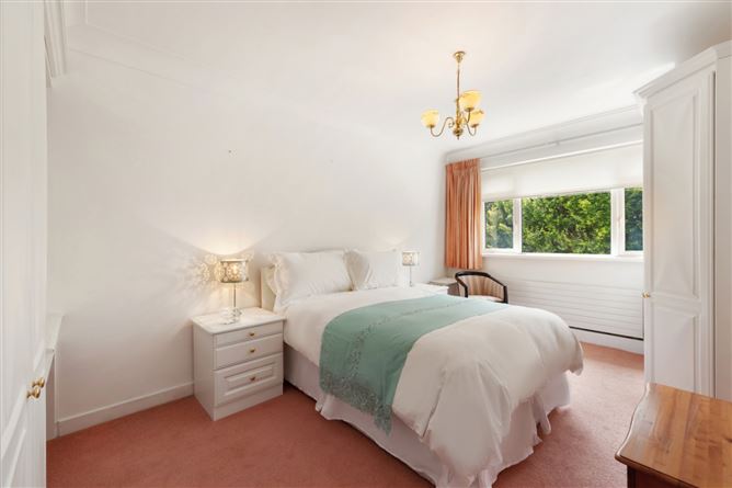 Fernagh, 12 Greenfield Crescent, Donnybrook, Dublin 4
