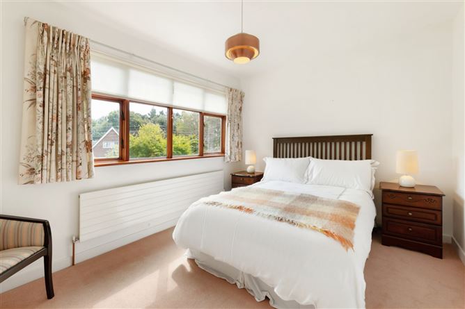 Fernagh, 12 Greenfield Crescent, Donnybrook, Dublin 4