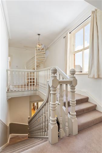 6 Oaklands Park , Sandymount, Dublin 4