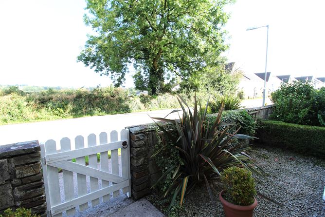 11 Radharc Na Tuaithe, Gogganstown, Knockraha, Cork