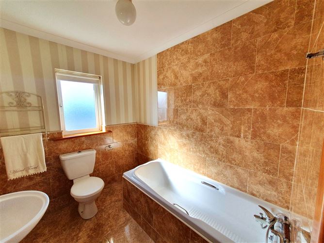 11 Radharc Na Tuaithe, Gogganstown, Knockraha, Cork