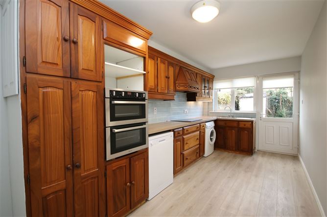 7 Oakview Drive, Hartstown, Clonsilla, Dublin 15