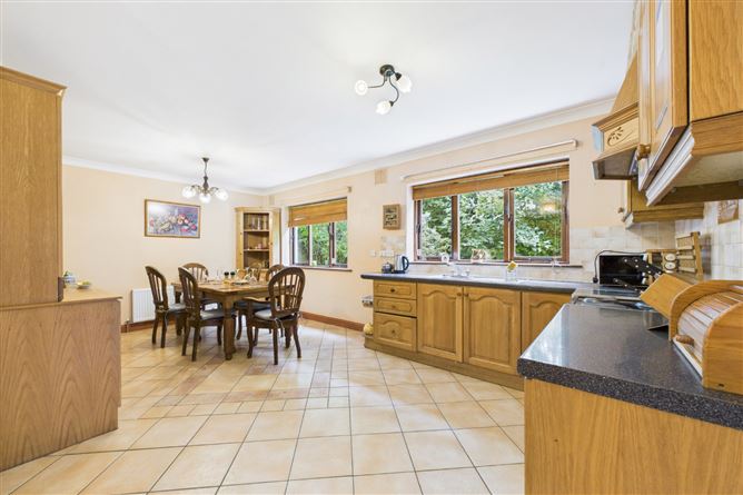 44 Fortfield, Collins Avenue, Dunmore Road, Waterford City