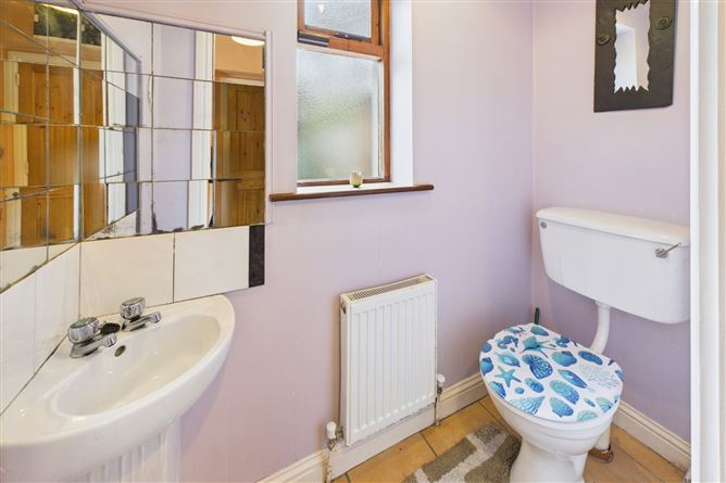 44 Fortfield, Collins Avenue, Dunmore Road, Waterford City
