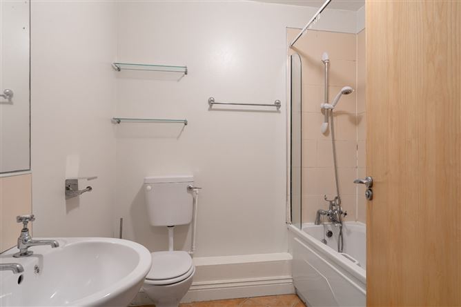 37 South Gate, South Gate Apartments, Cork Stret, Dublin 8