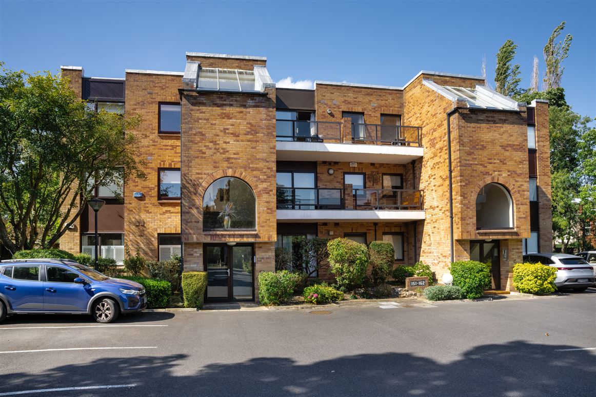 158 The Elms, Mount Merrion Avenue, Blackrock,   County Dublin