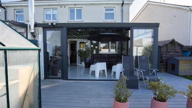 32 Beauparc, The Loakers, Dundalk, Co. Louth